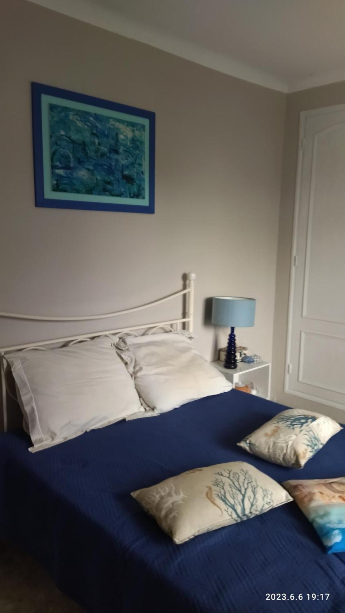 Homestay La Maison Du Bonheur Velleron